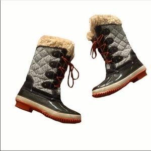 Khombu Ariella snow boots